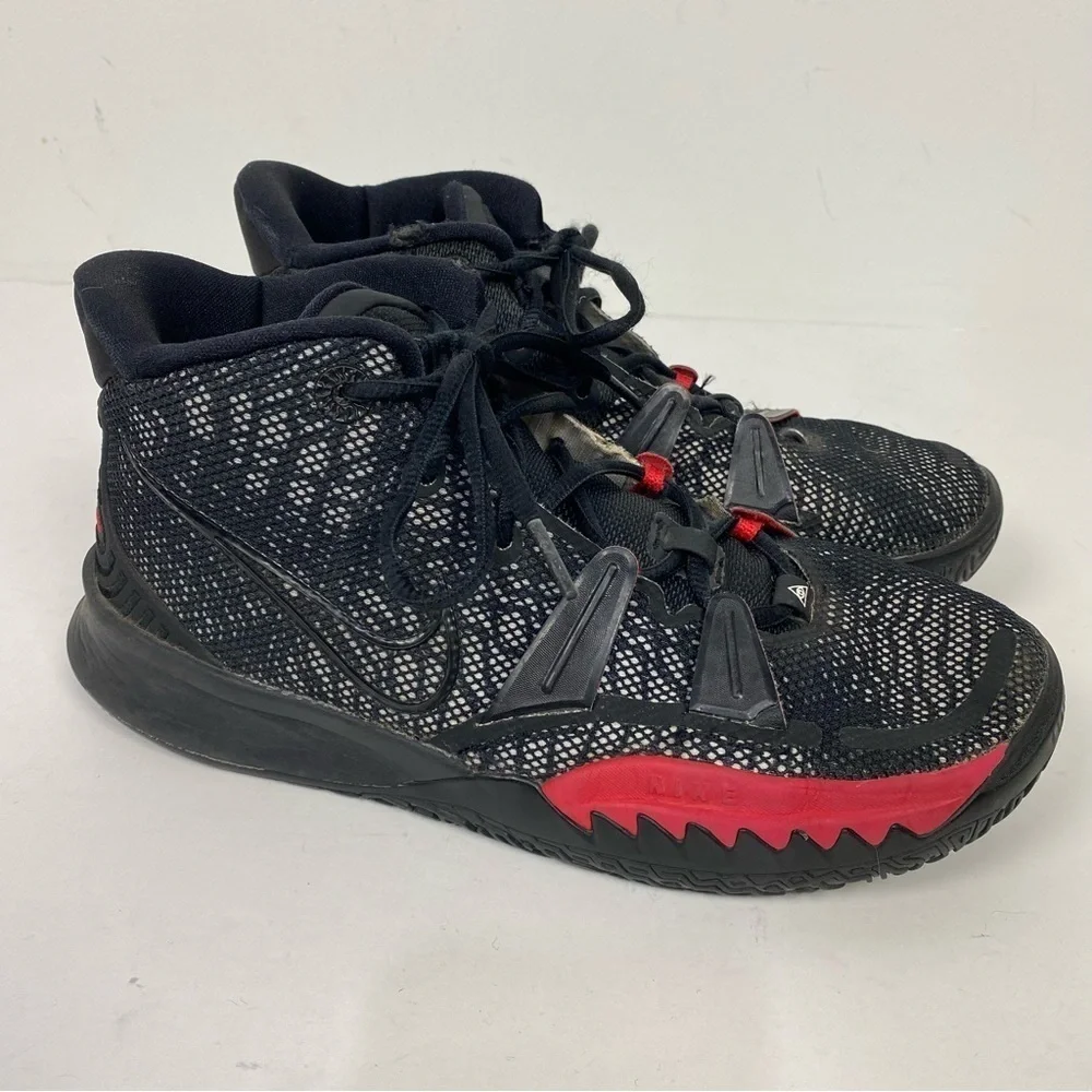 Nike Kyrie Irving 7 Mid Bred black & red athletic sneakers basketball ct4080-005